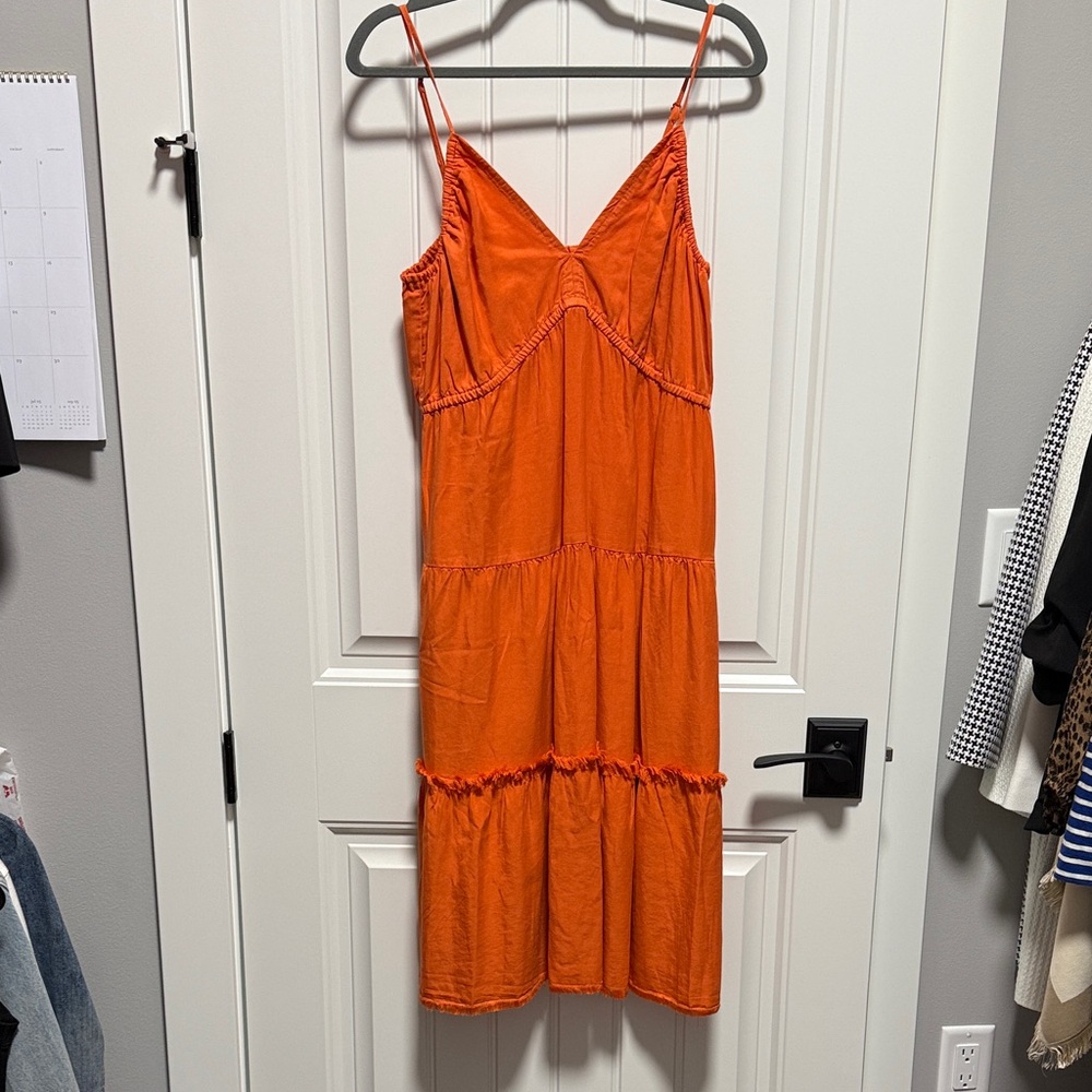 Kut from the Kloth Vibrant Orange Top NWOT